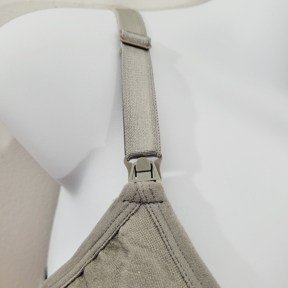 Stella Adjustable Nursing Maternity Bra - Picture 3 of 9